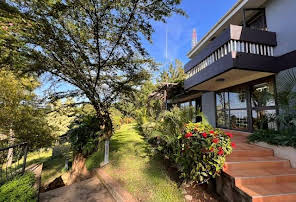 Pangolin Nest Boutique Hotel