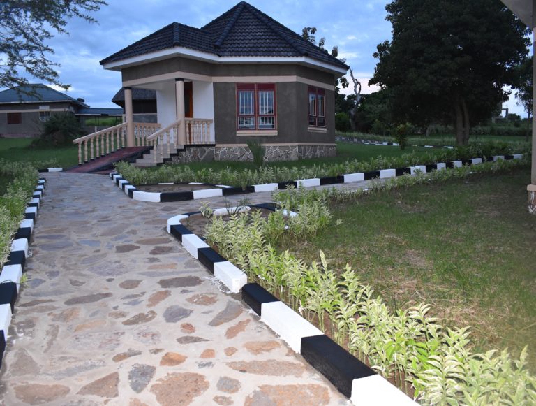 Parkside safari Lodge – Murchison falls national park
