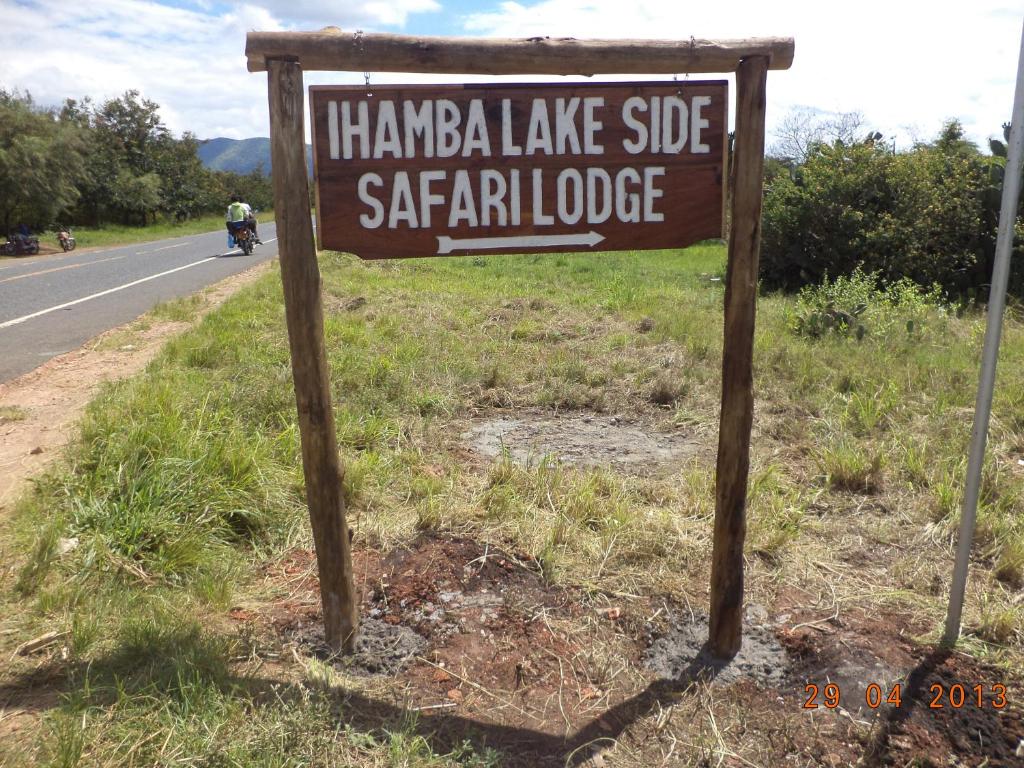 Ihamba Lakeside Safari Lodge