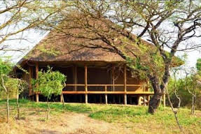 Kabalega Wilderness Lodge