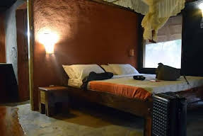 Kabalega Wilderness Lodge