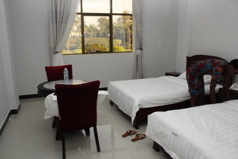Kenlon Hotel, Royal Rubaga