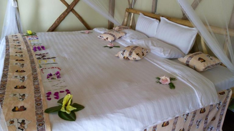 Lake Bunyonyi Rock Resort – Kabale