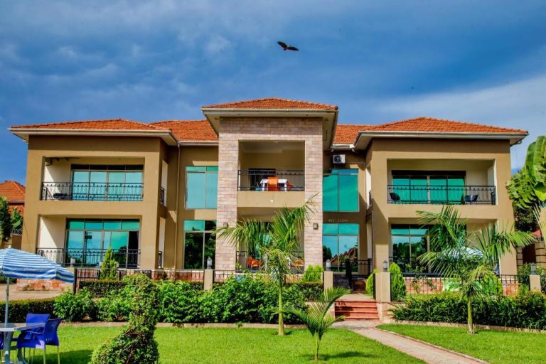 Lake Point Villa