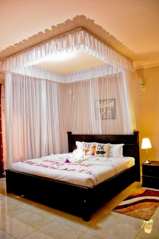 Lake View Apartments Luzira