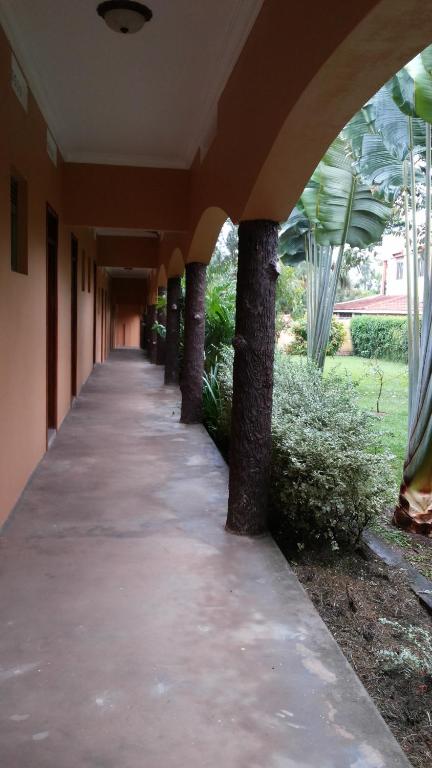 MakanHill Resort Hotel Mityana