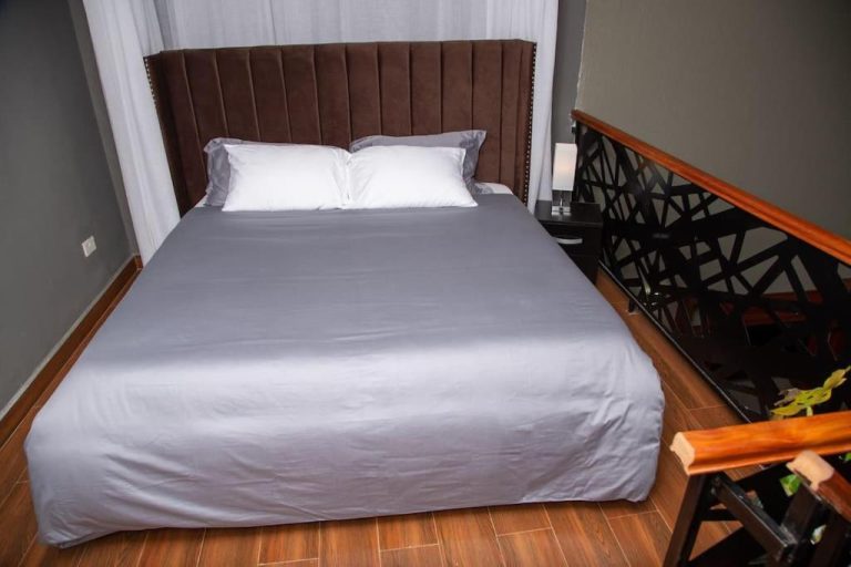 Malixa Loft, Entebbe