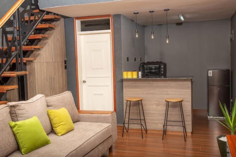 Malixa Loft, Entebbe