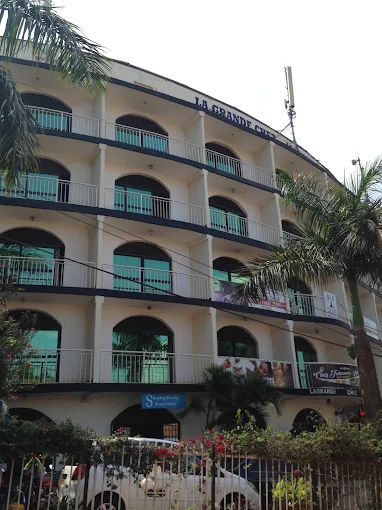 La-grand-chez-johnson-hotel-muyenga