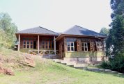 Gorilla Bluff Lodge 3