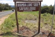 Ihamba Lakeside Safari Lodge 8