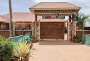 Royal Embassy Motel Lukaya 1